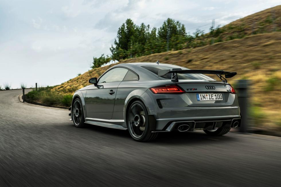 Το Audi TT RS Coupe Iconic Edition γιορτάζει τα 25 χρόνια του ΤΤ