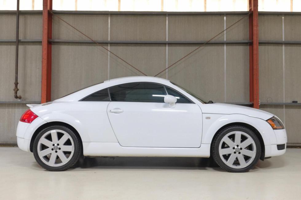 Πόσα θα έδινες για το μόνο diesel Audi TT Mk1 του πλανήτη; 