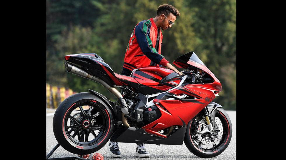 Με την MV Agusta F4 LH 44 που αναπτύχθηκε σε συνεργασία μαζί του.