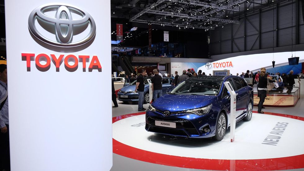Μαζί με το Auris, η Toyota παρουσίασε στη Γενεύη και το ανανεωμένο Avensis, σε ένα μεγάλο και σημαντικό φρεσκάρισμα. 