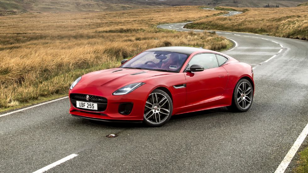 Η Jaguar μας συστήνει με την entry-level εκδοχή της F-Type , η οποία εφοδιάζεται με δίλιτρο μοτέρ.