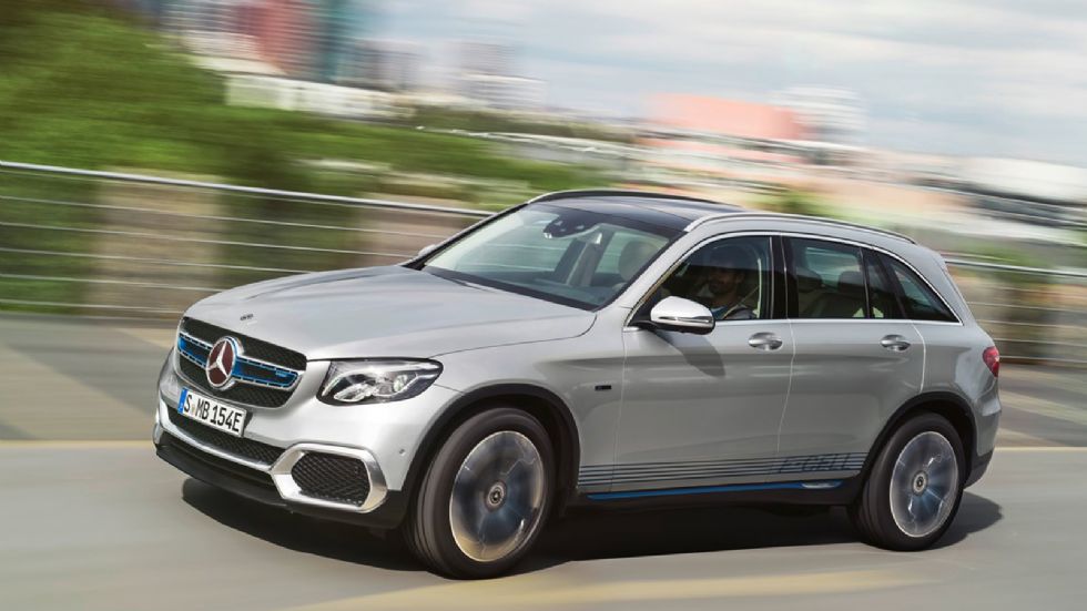 H Mercedes GLC F-Cell έχει αυτονομία 478 χιλιομέτρων.