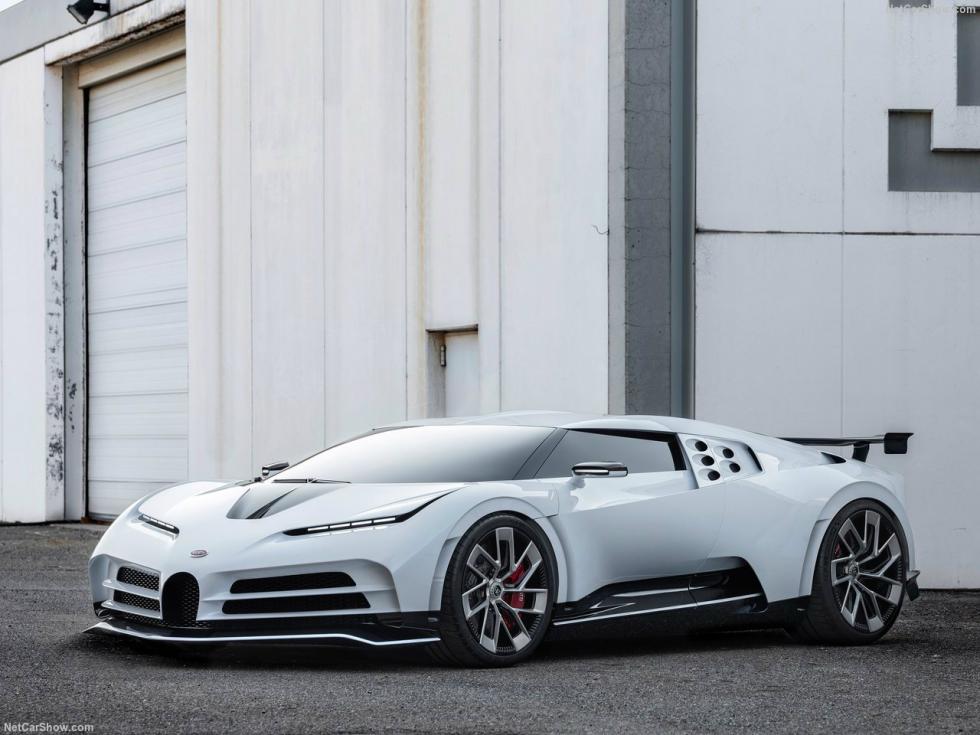 H Bugatti Centodieci.