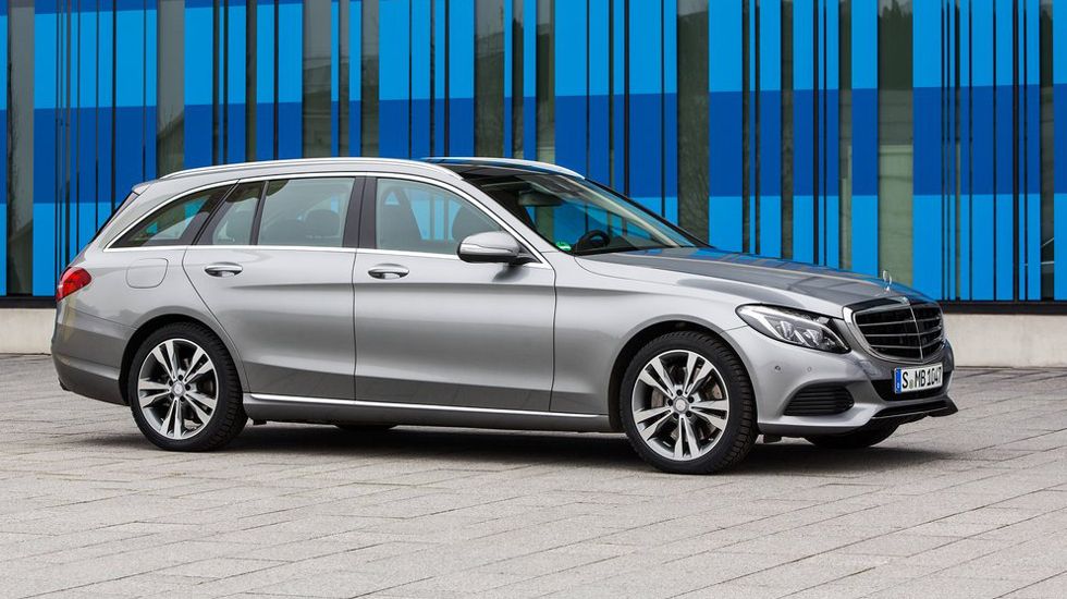 H νέα Mercedes C350 Plug-in Hybrid έρχεται σε sedan και station wagon αμάξωμα.