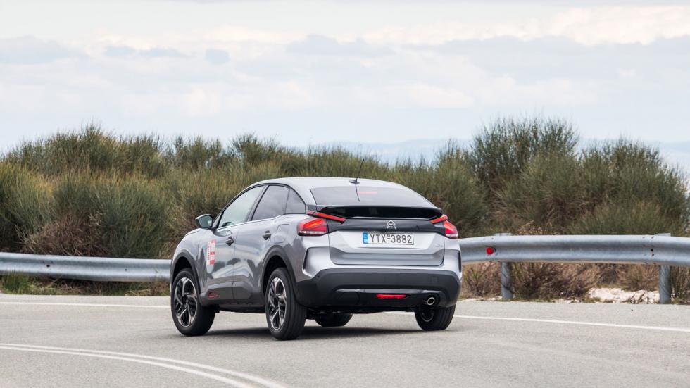 Kia XCeed Vs Citroen C4 C-Cross  