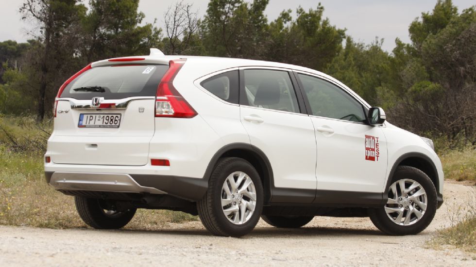 Το ανανεωμένο Honda CR-V 1,6 i-DTEC 160 PS είναι ένα πολύ καλό πακέτο που συνδυάζει επιτυχημένα τη δύναμη και τις επιδόσεις, με ένα από τα πιο ευρύχωρα και πρακτικά εσωτερικά αυτοκινήτου του μεγέθους 