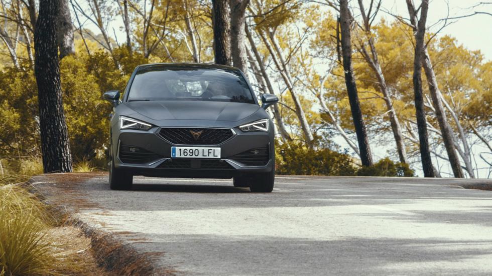 Το νέο CUPRA Leon αποκαλύπτεται (+εικόνες)