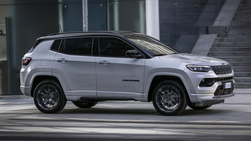 Πλήρης αποκάλυψη για το ανανεωμένο Jeep Compass