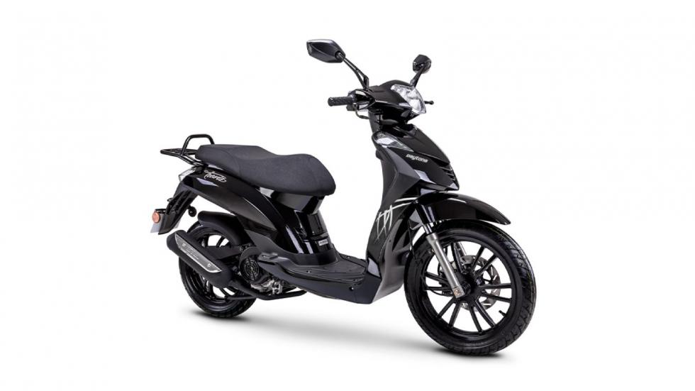 Daytona Trevis 125: Πρακτικό και οικονομικό με επίπεδο πάτωμα, μανιβέλλα και τιμή (ούτε) 2 χιλιάρικα
