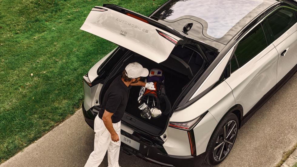 Τι σχέση έχει το νέο DS N°8 με το... golf;