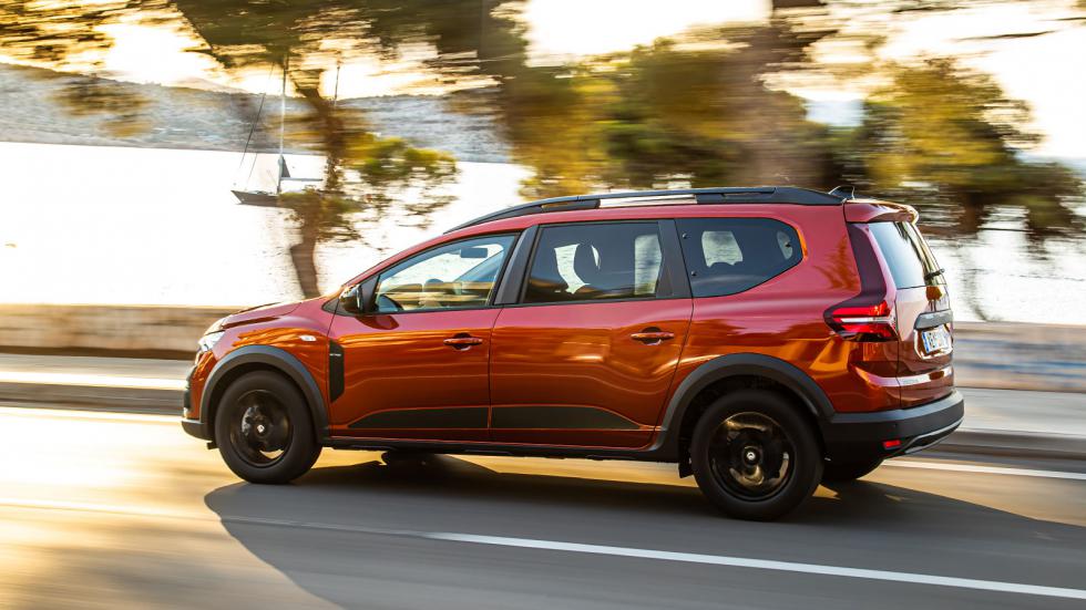 Οδηγούμε: Nέο Dacia Jogger | Χωράει 7 άτομα, δεν «καίει» & αξίζει τα λεφτά του