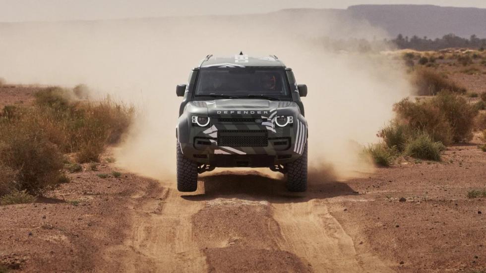 Επιστροφή στο Dakar με Land Rover Defender για την «αλεπού της ερήμου»