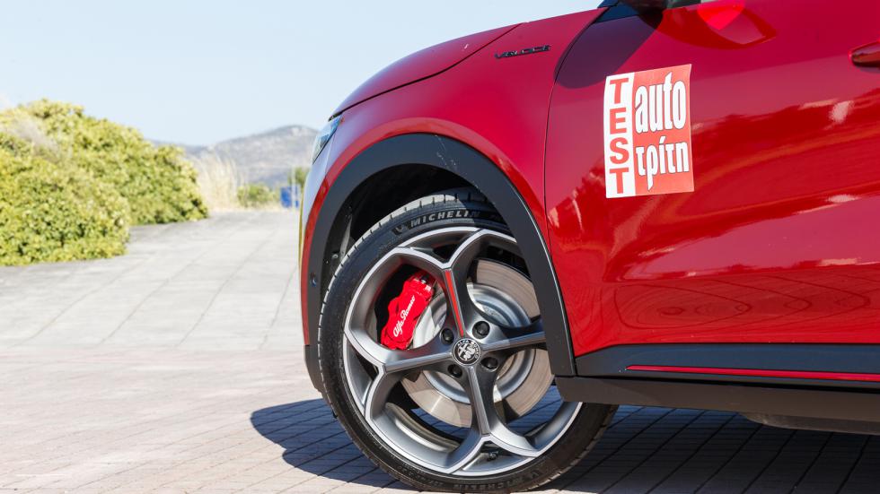 Δοκιμή: Alfa Romeo Junior Elettrica Veloce 281 PS | autotriti.gr