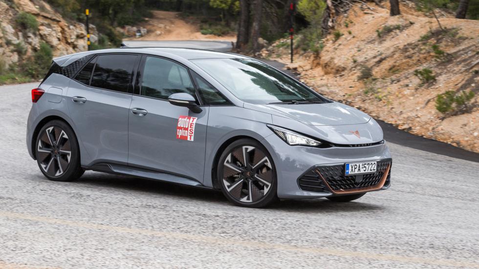 Το hot Cupra Born VZ μπορεί να καυχιέται πως είναι το πιο σπορ ηλεκτρικό του γκρουπ, προσφέροντας πολλά περισσότερα vibes από όσα μπορεί να… αντέξει ο μέσος αγοραστής ενός γρήγορου ηλεκτρικού.