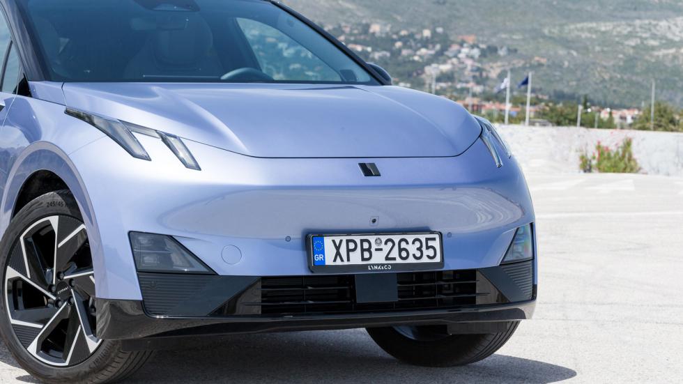 «Μπάνικο» design με χαρακτηριστικό εμπρός και πίσω μέρος. 