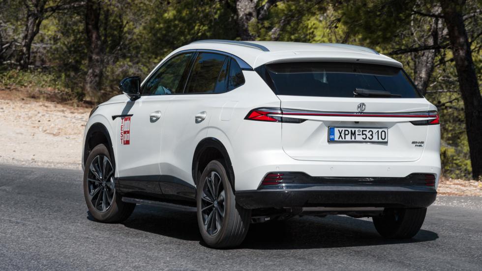 Συνολικά το μεσαίο plug-in SUV της MG προσφέρει μια ήρεμη και «ήσυχη» κύλιση που διαθέτει άκρως αξιόλογη ποιότητα.