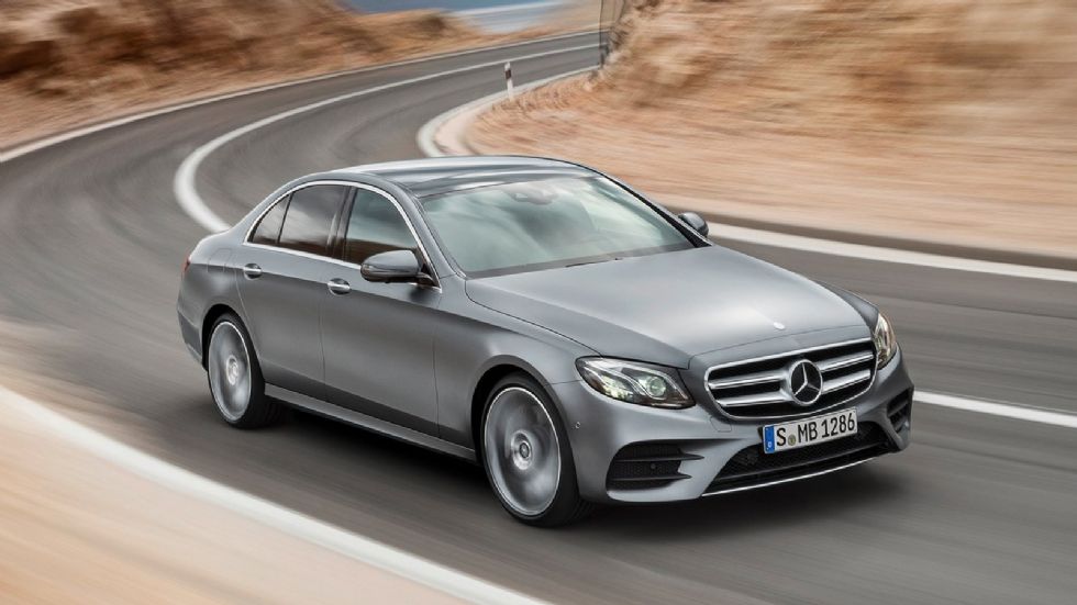 Αρχίζοντας από τον Ιούνιο, η γκάμα της νέας Mercedes E-Class θα εμπλουτιστεί με νέες εκδόσεις, τόσο σε κινητήρες, όσο και σε κιβώτια και συστήματα μετάδοσης.