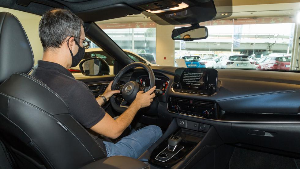 Υψηλή ποιότητα κατασκευής με καλά υλικά και πλούσιο διάκοσμο εμφανίζει το εσωτερικό του νέου VW Tiguan. 