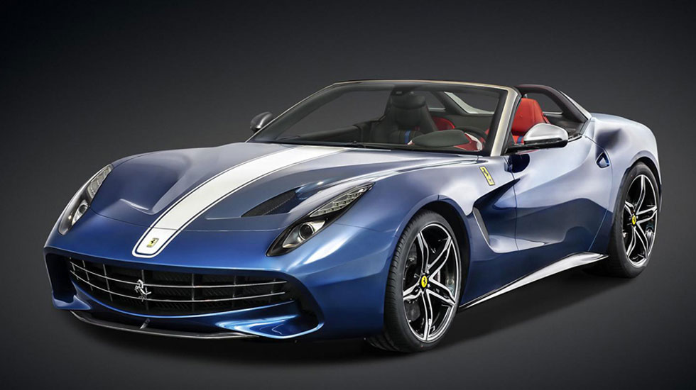 Μπορεί η Ferrari F60America να στηρίζεται στην F12berlinetta, όμως με τιμή 2,5 εκ. δολάρια (1,87 εκ. ευρώ), είναι πάνω από έξι φορές ακριβότερη. Πάντως, και οι 10 πουλήθηκαν ήδη…