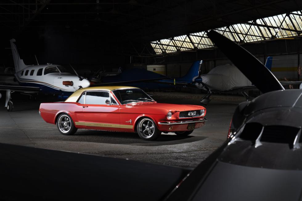 «Πετάει» η τροποποιημένη Ford Mustang του ΄60 με ηλεκτρικό κινητήρα