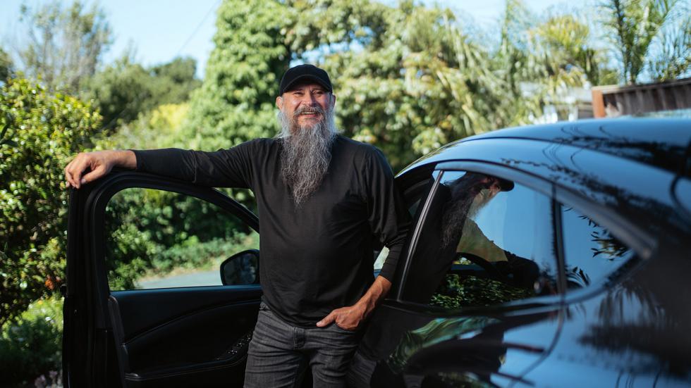 Έχει κάνει 405.000 χλμ. με Ford Mustang Mach-E και συνεχίζει