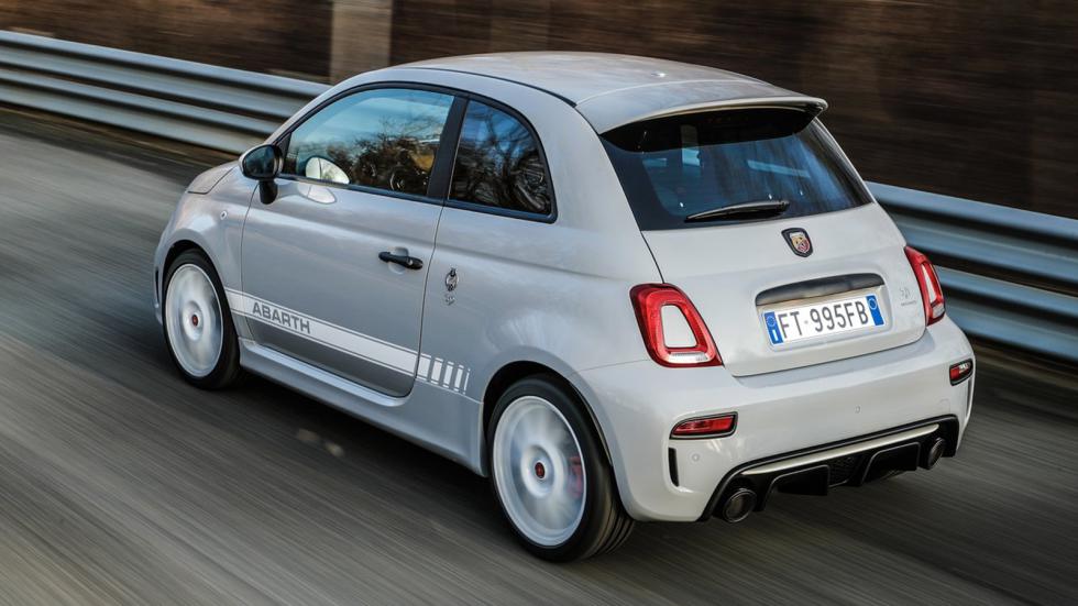 Abarth 595 & 695: Όλα τα πυραυλάκια τσέπης στο πιάτο σας