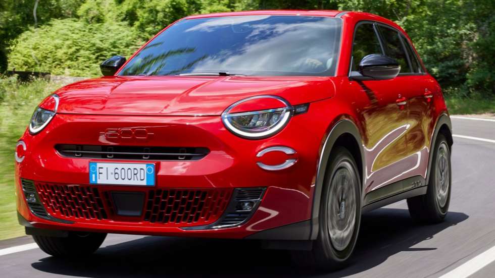 Το Fiat 600e στην έκδοση RED.