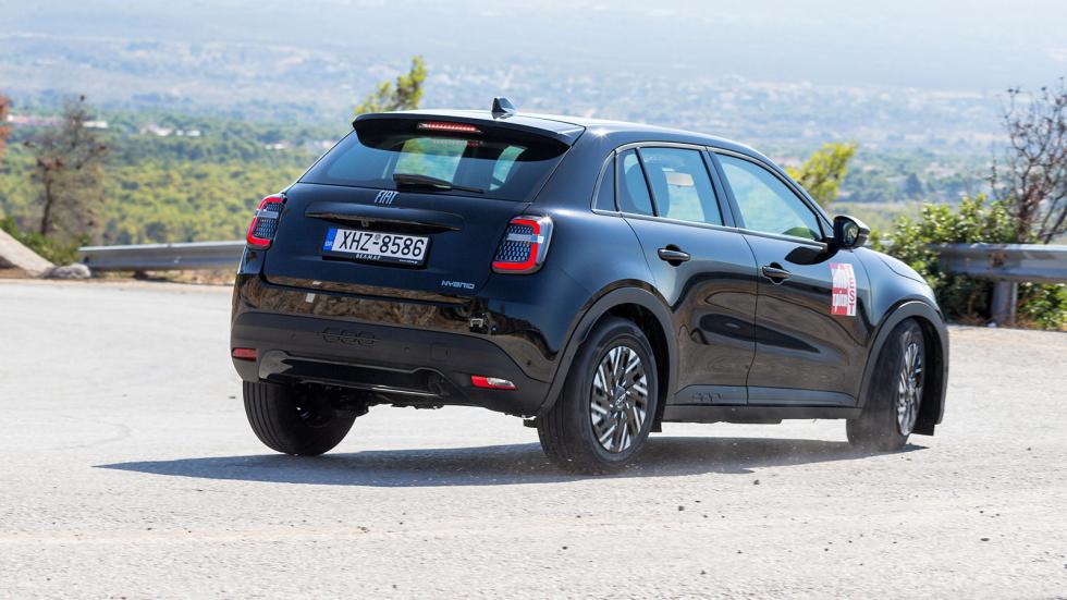 Υβριδικό ή ηλεκτρικό Fiat 600 στα ίδια λεφτά;