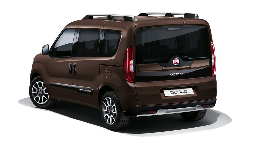 Το Fiat Doblo Trekking θα είναι διαθέσιμο του προσεχείς μήνες και μαζί του θα κάνει ντεμπούτο το νέο εικονιζόμενο χρώμα Bronzo Magnetico.