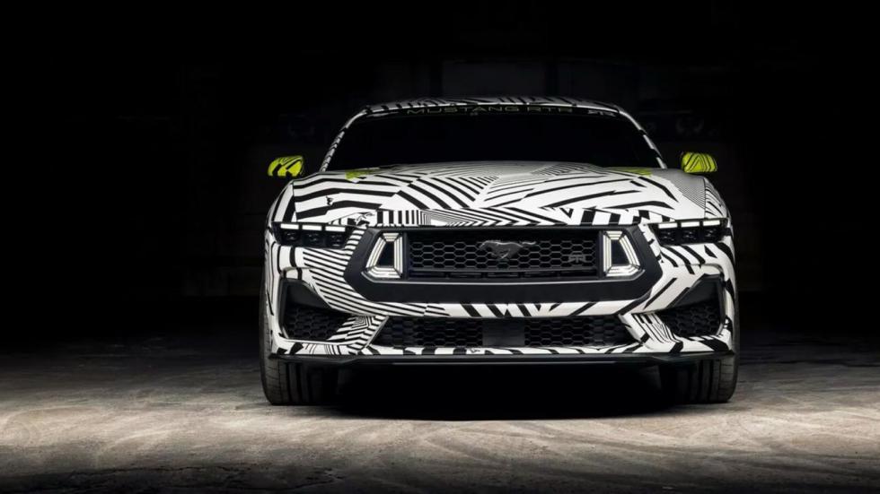 Η νέα τετρακύλινδρη Ford Mustang RTR θυμίζει τη Dark Horse