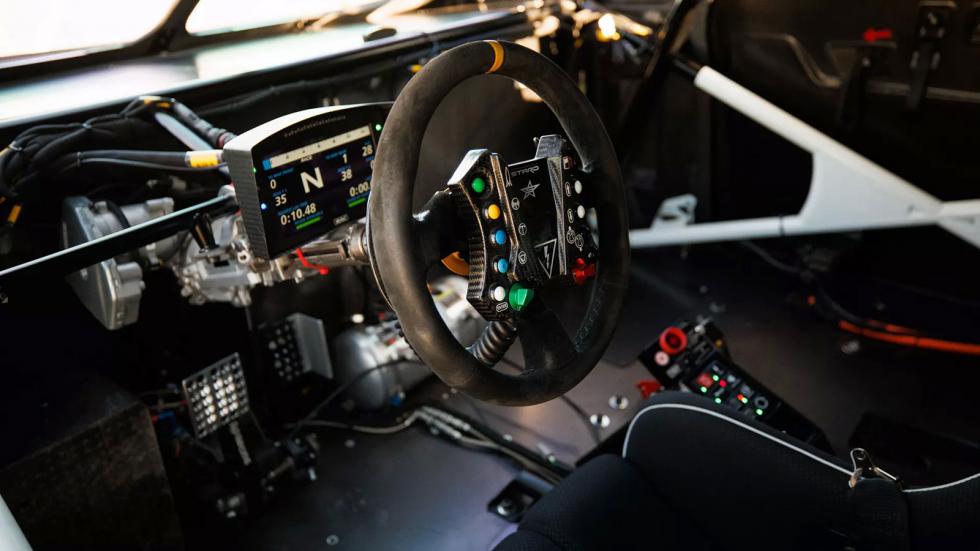 Δείτε πως έκανε ρεκόρ στο Pikes Peak το Ford SuperVan 4.2 
