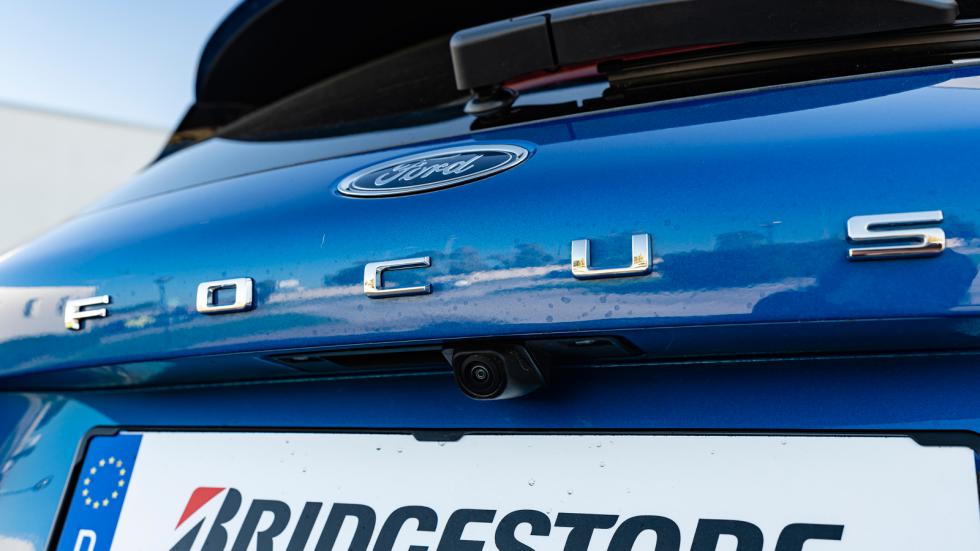 Οδηγούμε το ανανεωμένο Ford Focus: Με 155 άλογα από 1,0 λτ. & οθονάρες