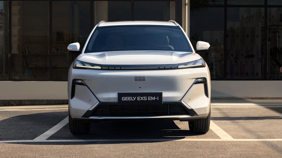Νέο Geely EX5 EM-i: Το πρώτο Plug-in υβριδικό SUV της μάρκας
