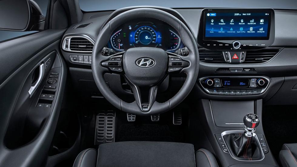 Hyundai i30: Αυτόματο με 120 PS ή χειροκίνητο με 160 στα ίδια λεφτά;