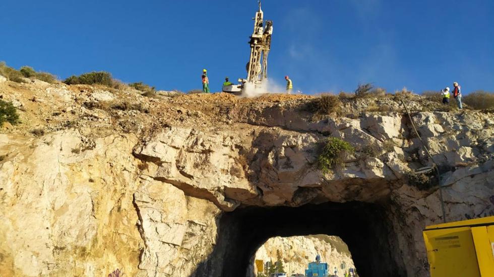 Προχωρούν οι εργασίες στη σήραγγα «Λουμπάρδα» 