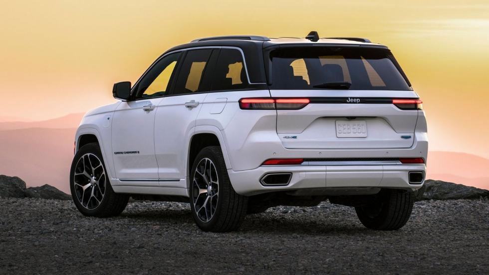 Νέο Jeep Grand Cherokee: Με 3 οθόνες & έως 357 άλογα