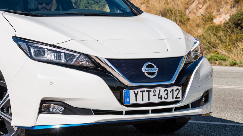 Hyundai Kona Electric Vs Nissan LEAF e+