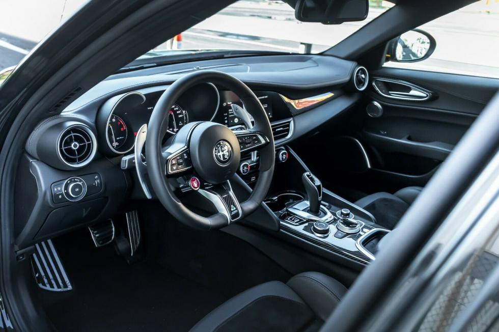 Η Alfa Romeo Giulia της Manhart έχει 653 άλογα