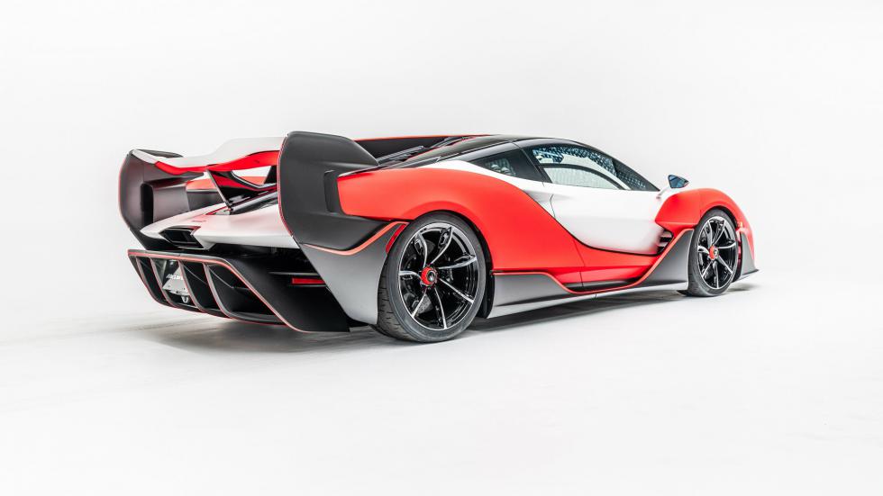 Ντεμπούτο για τη McLaren Sabre των 835 ίππων