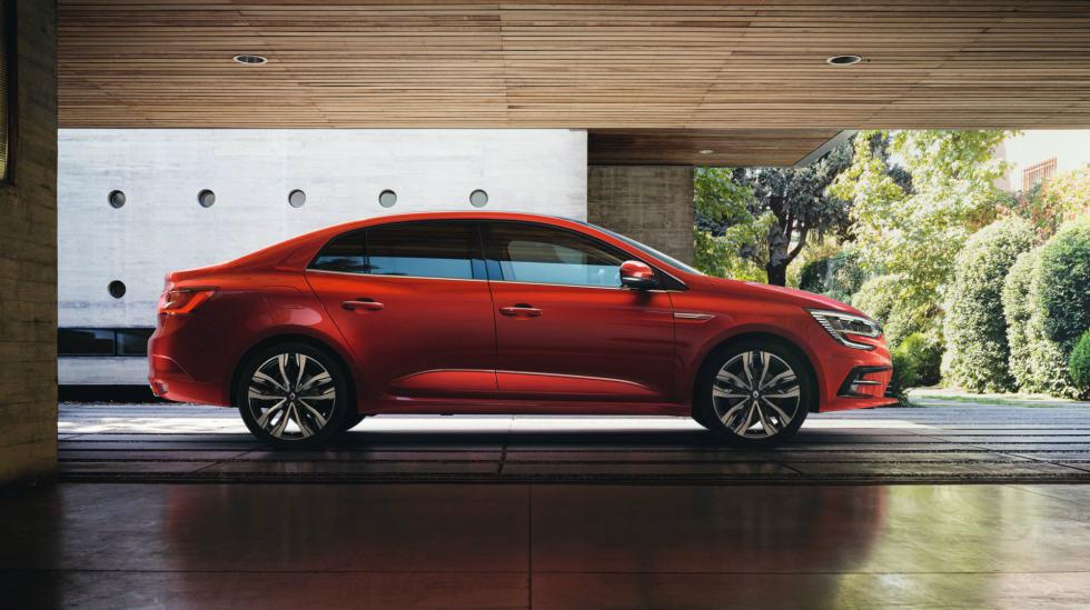 Ανανεωμένο Renault Megane σεντάν