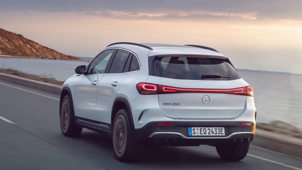 Mercedes GLA: Premium SUV από βενζίνη μέχρι ρεύμα 