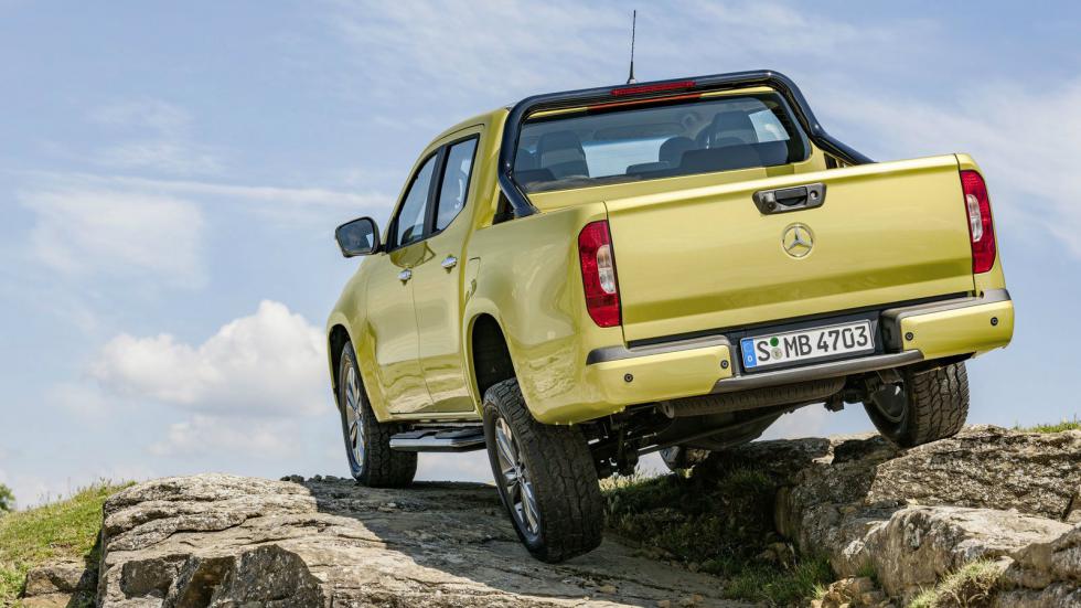 Δείτε τις τιμές των εκδόσεων της νέας Mercedes X-Class.