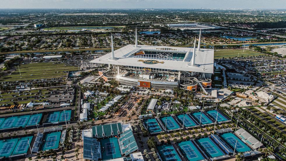 Το αθλητικό συγκρότημα Hard Rock Stadium. 