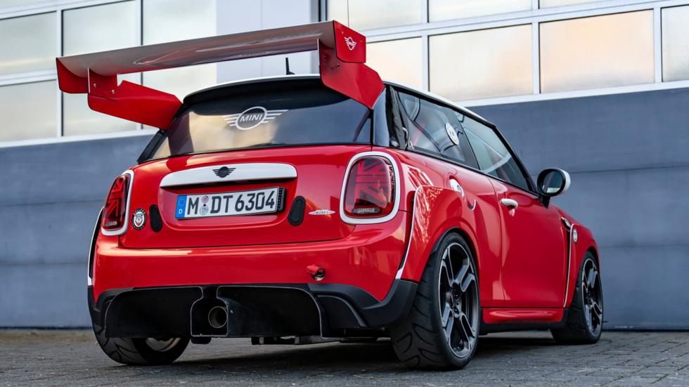 Στον 24ωρο αγώνα του Nürburgring το MINI John Cooper Works