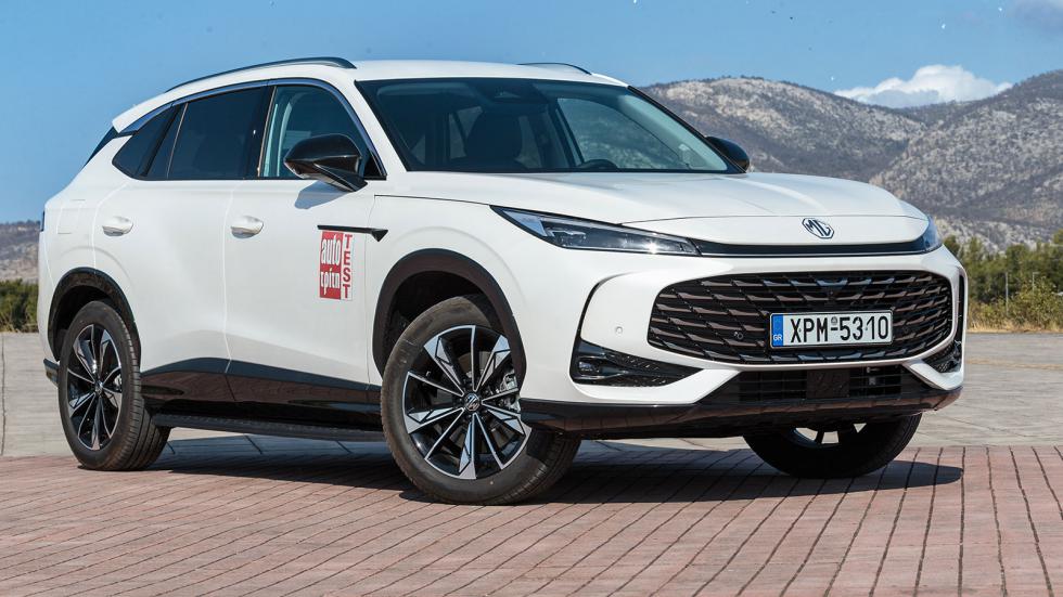 Το MG HS είναι όμορφο και σύγχρονο αισθητικά, με το μπροστινό του μέρος να κλέβει τις εντυπώσεις με την δυναμική του.