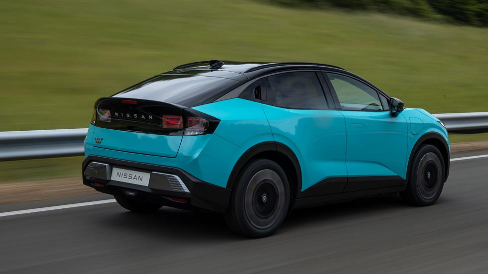 Το νέο Nissan Leaf αλλάζει εντελώς χαρακτήρα και από χάτσμπακ «μετατρέπεται» σε ένα εντυπωσιακό SUV με κουπέ χαρακτήρα.
