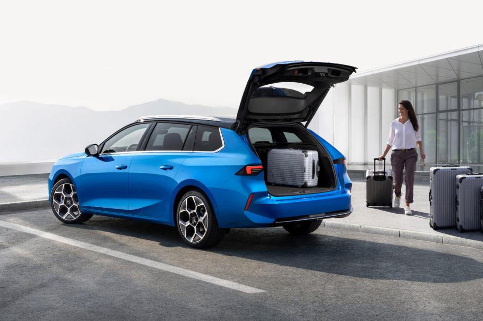 Νέο Opel Αstra Sports Tourer: Μοντέρνο, hi-tech & χωράει τα πάντα