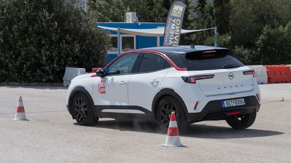 Elk Test στο Opel Mokka Electric: Ανετο και με ουδέτερες αντιδράσεις