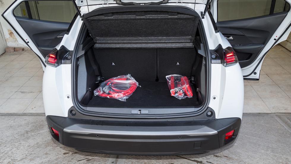Peugeot 2008: Ποια είναι η καλύτερη έκδοση εξοπλισμού του best-seller του 2025;
