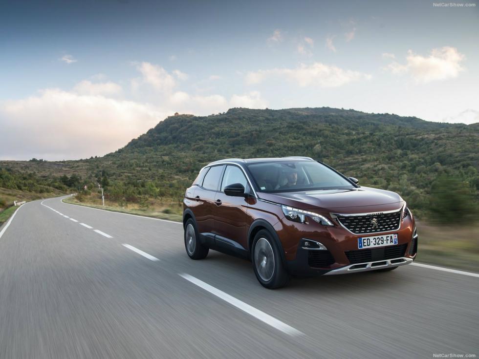 To τωρινό Peugeot 3008.